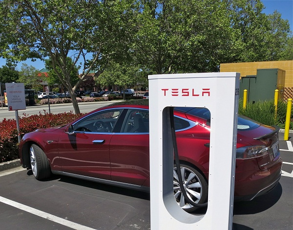 Tại Trung Quốc, Tesla không hào nhoáng bằng BYD và NIO nhưng vẫn dẫn đầu “chất”, lý do hóa ra chính là do trạm sạc - Ảnh 4