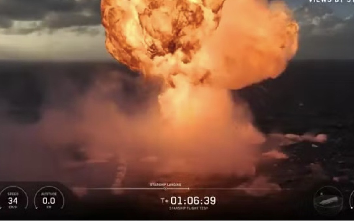 Cận cảnh tàu Starship của SpaceX phát nổ trên Ấn Độ Dương