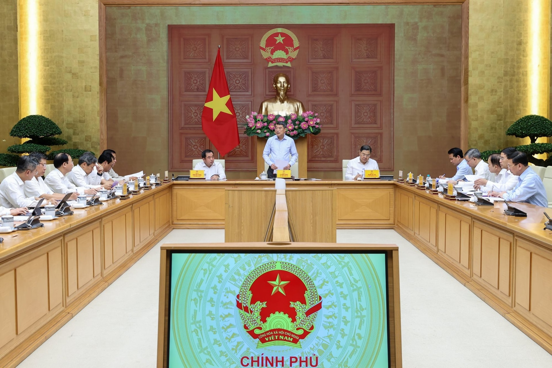 Thủ tướng ra chỉ đạo "nóng" về nhà ở - Ảnh 2