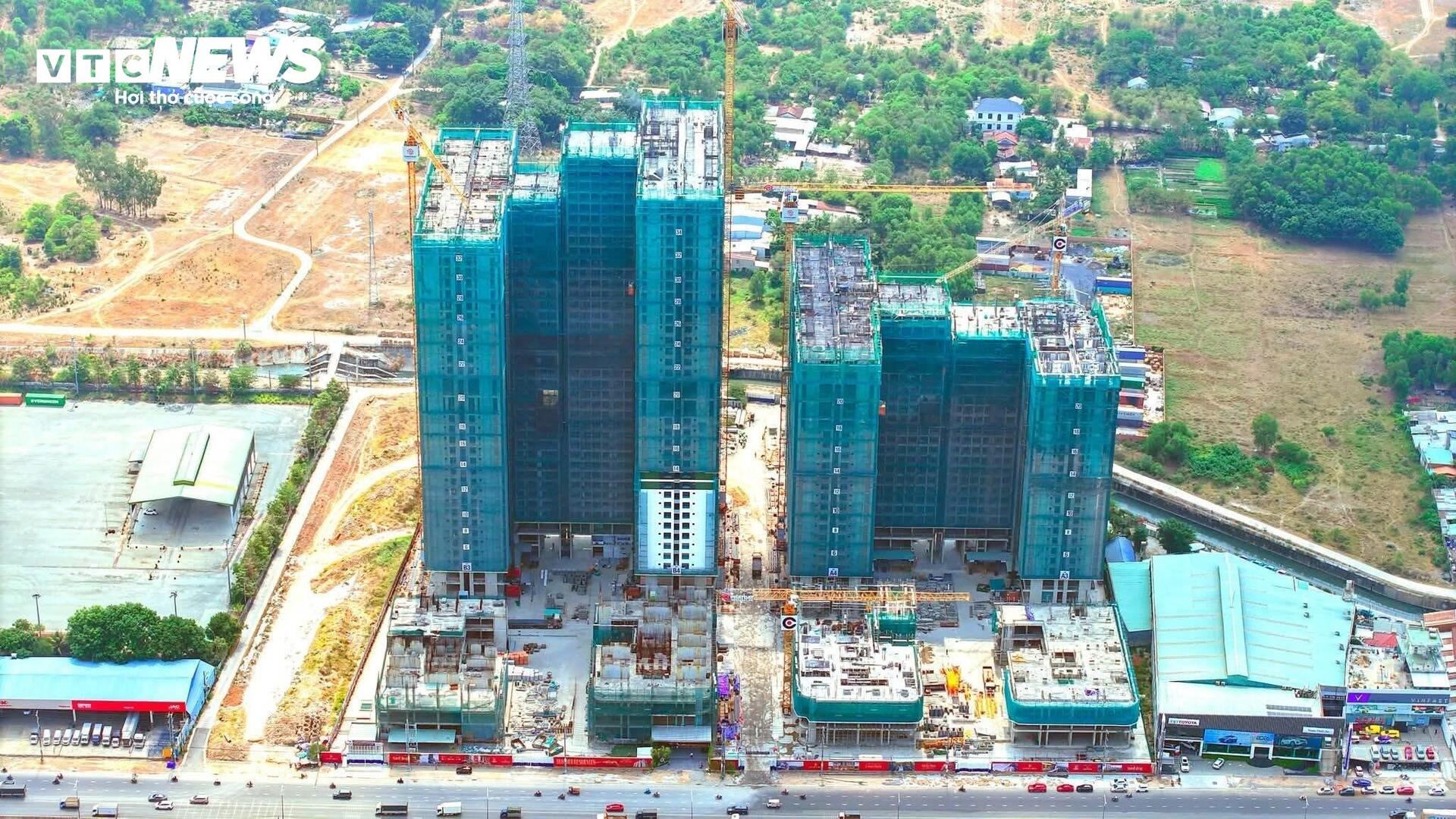 Giảm áp lực lãi vay, doanh nghiệp bất động sản kéo khách quay lại thị trường - Ảnh 4