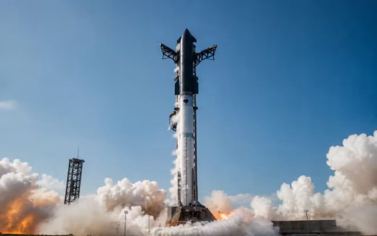 Elon Musk đã dốc toàn lực để phóng tên lửa mạnh nhất trong lịch sử nước Mỹ