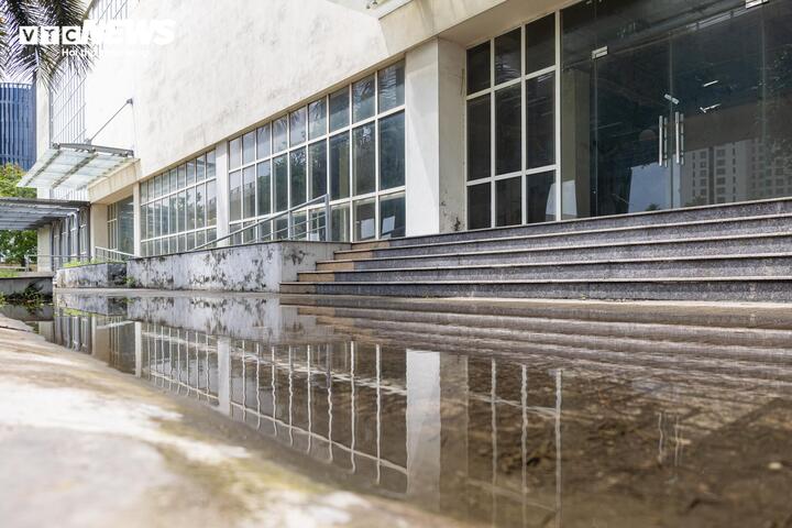 Cận cảnh nơi ở mới của các hộ dân rời ven sông Hồng để xây cầu - Ảnh 9