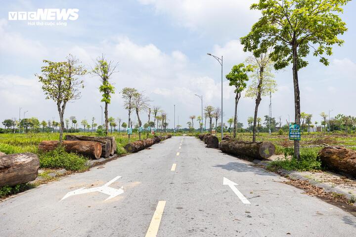 Cận cảnh nơi ở mới của các hộ dân rời ven sông Hồng để xây cầu - Ảnh 22