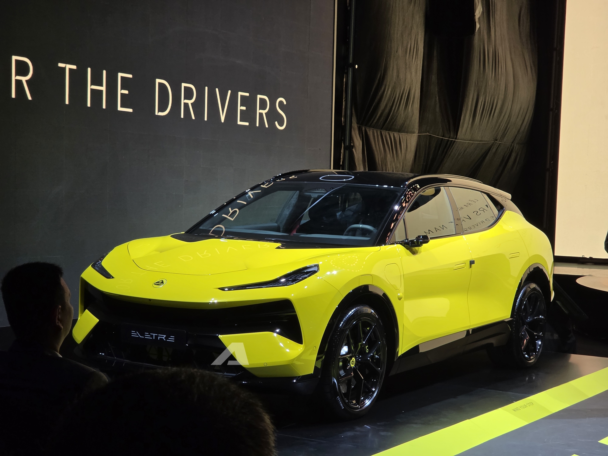 Lotus ra mắt Việt Nam: 4 mẫu, đắt nhất tới gần 13 tỷ, có cả hypercar lần đầu đến ĐNÁ - Ảnh 2