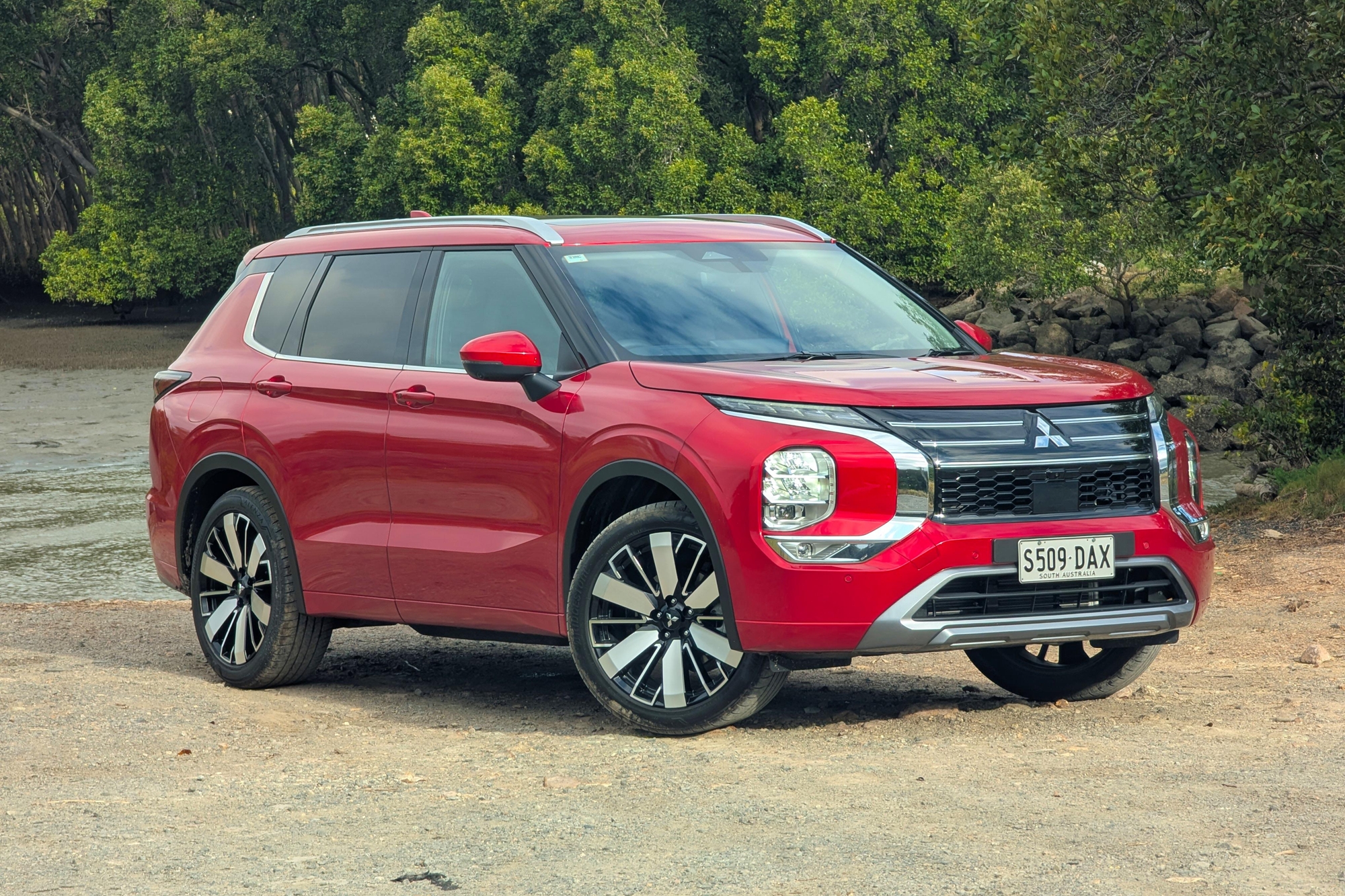 Mitsubishi Xforce dễ gộp chung với ASX: Nhiều khả năng trở thành Outlander thu nhỏ, động cơ hybrid, thoát mác 'xe ĐNÁ' - Ảnh 4