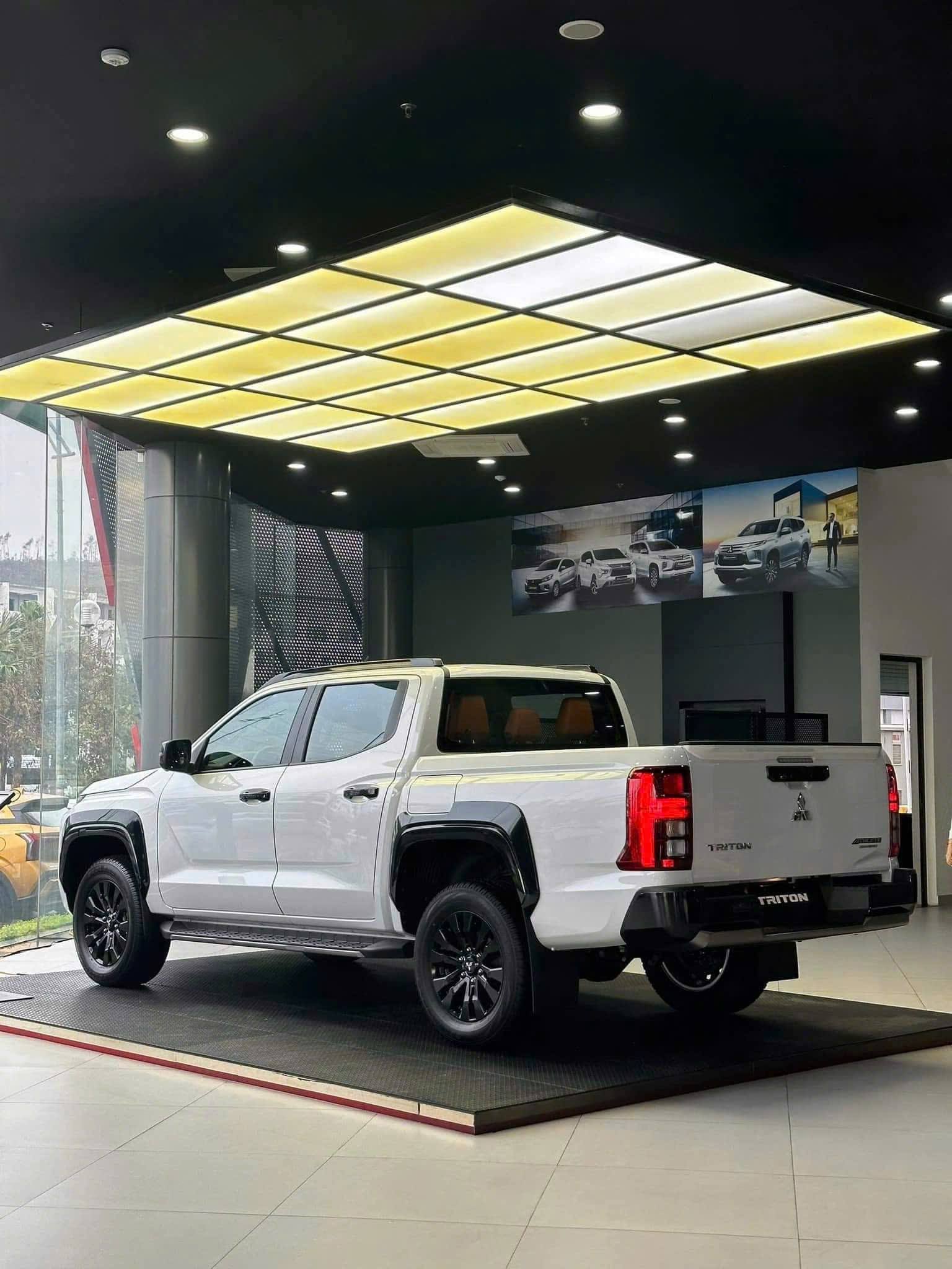 Mitsubishi Triton ‘dọn kho’ giảm giá tới 150 triệu đồng tại đại lý: Bản ‘full’ còn hơn 770 triệu, cạnh tranh Ranger Wildtrak - Ảnh 4