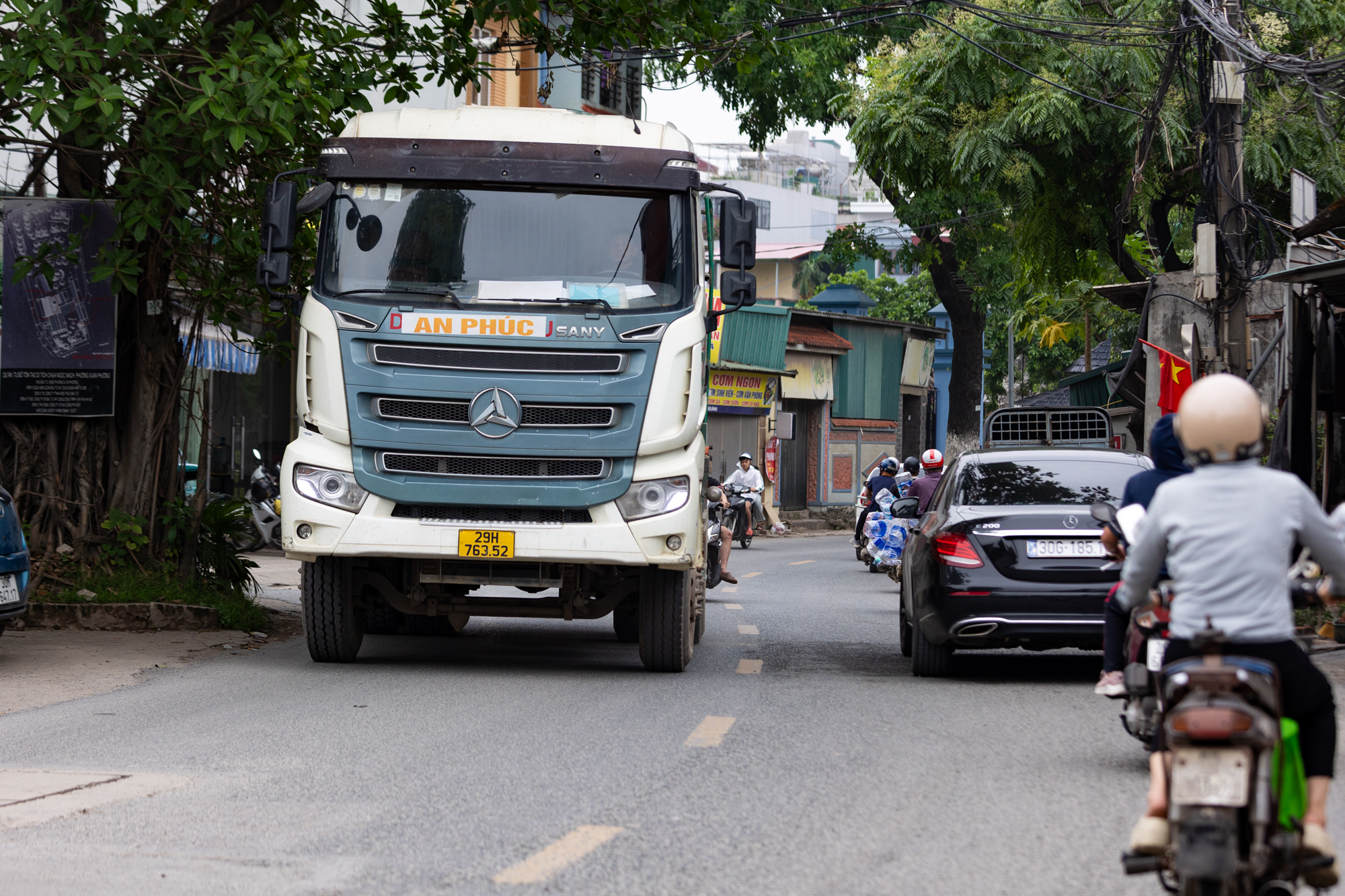 Dài 5km hơn 10 năm chưa xong, tuyến đường trọng điểm kết nối loạt dự án lớn nhất phía Tây thủ đô được yêu cầu cấp tốc về đích trong năm 2026 - Ảnh 4