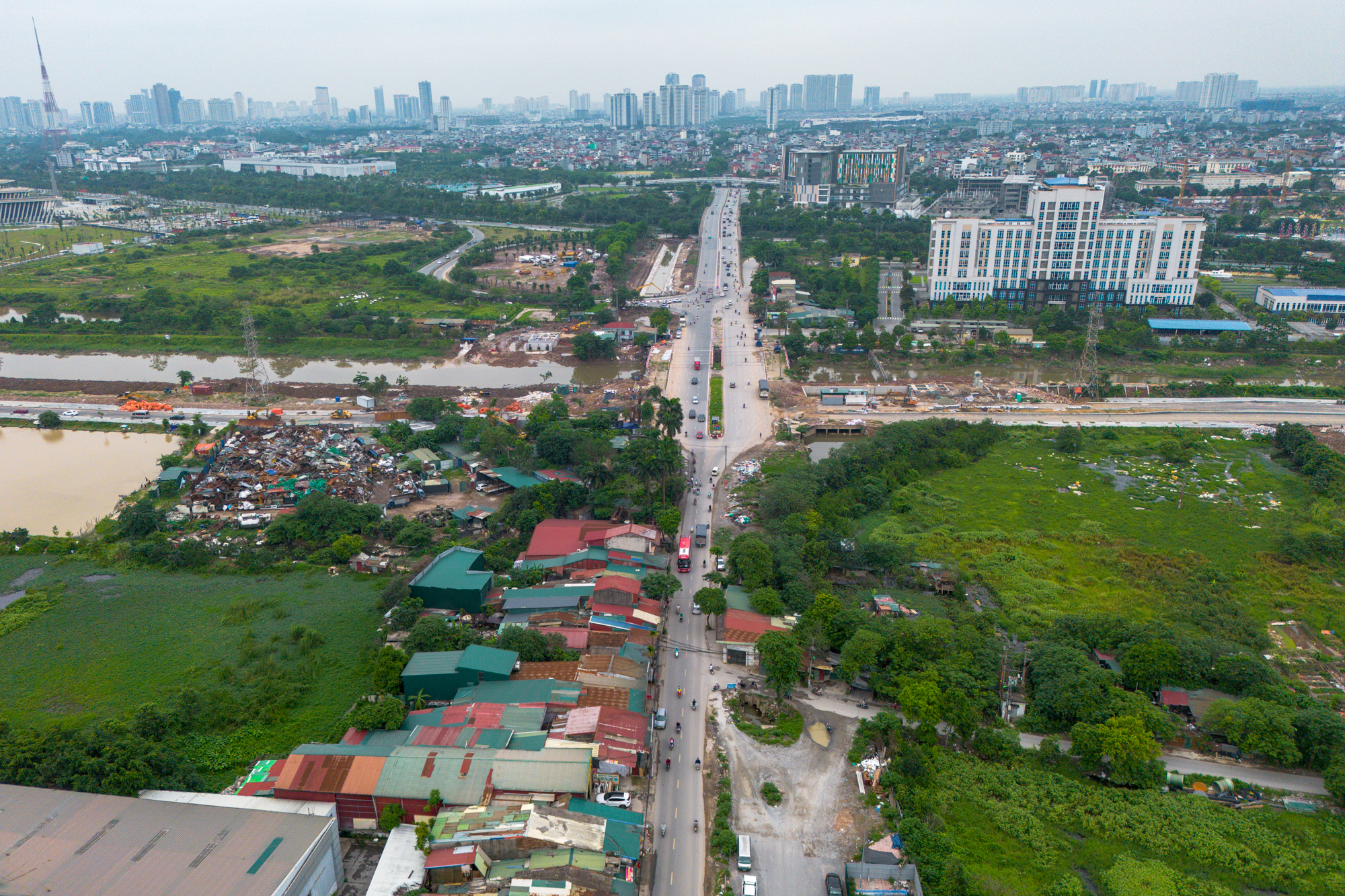 Dài 5km hơn 10 năm chưa xong, tuyến đường trọng điểm kết nối loạt dự án lớn nhất phía Tây thủ đô được yêu cầu cấp tốc về đích trong năm 2026 - Ảnh 8