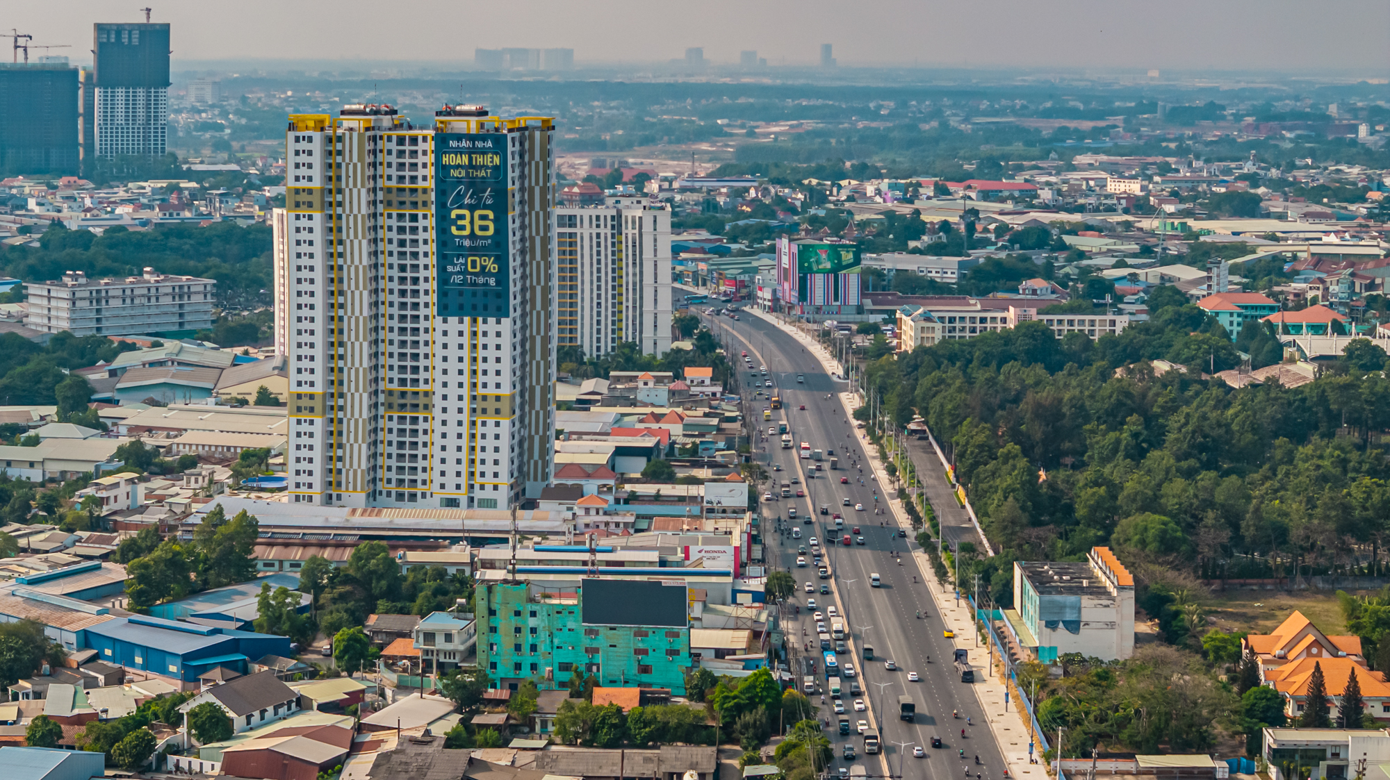 Toàn cảnh đoạn đường đang được đầu tư hơn 6.000 tỷ để mở rộng lên 8 làn xe, tạo cơ hội tiếp cận căn hộ dưới 2 tỷ đồng ở cửa ngõ TP.HCM - Ảnh 11