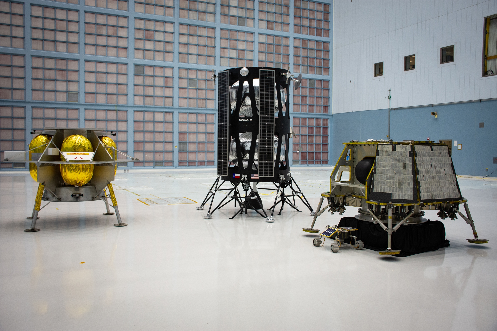 NASA và tham vọng lên mặt trăng hàng tháng, kỉ nguyên sáng họp ở Trái Đất, tối "chill" tại Mặt Trăng không còn xa - Ảnh 4