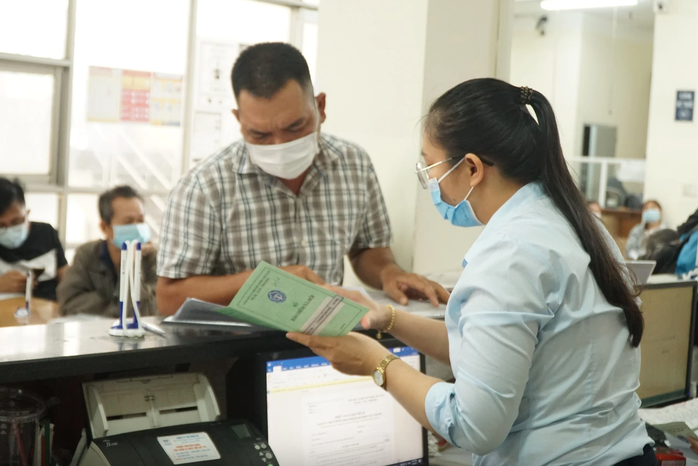 Hàng loạt khoản trợ cấp BHXH sắp tăng mạnh - Ảnh 2