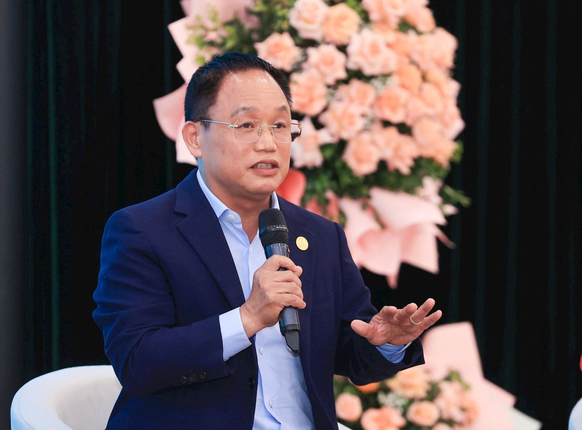 Loạt doanh nghiệp vật liệu xây dựng có bước đi ít ai ngờ: Biến rác thành tài nguyên, tận dụng tro xỉ để sản xuất xi măng, bê tông - Ảnh 2
