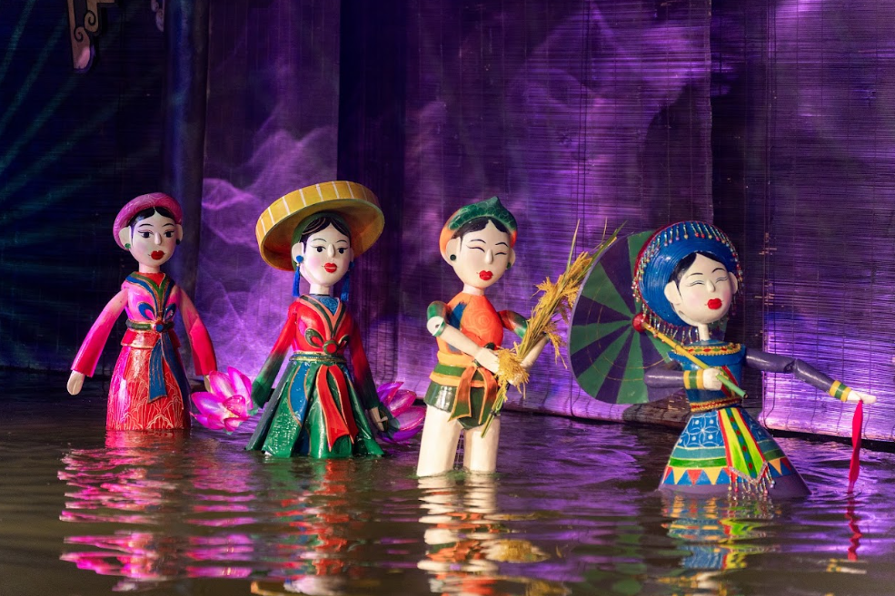 Một thương hiệu mỹ phẩm Việt vừa mang văn hoá Việt vào trải nghiệm làm đẹp hiện đại: Phấn má hồng lấy cảm hứng từ nghệ thuật múa rối nước - Ảnh 1