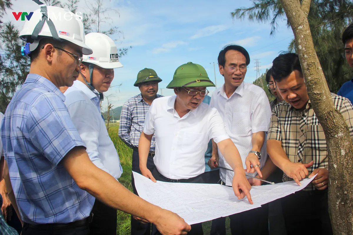 Nghệ An: Tháo gỡ vướng mắc dự án đầu tư xây dựng và kinh doanh cảng nước sâu Cửa Lò 7.400 tỷ đồng - Ảnh 3