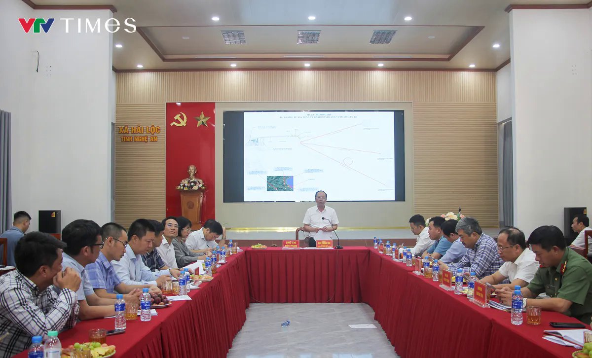 Nghệ An: Tháo gỡ vướng mắc dự án đầu tư xây dựng và kinh doanh cảng nước sâu Cửa Lò 7.400 tỷ đồng - Ảnh 4