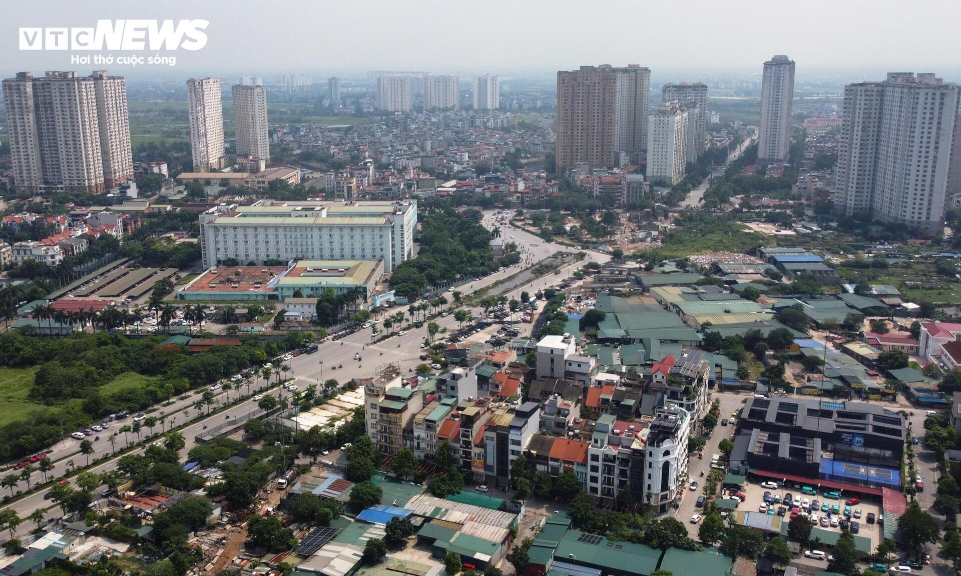 Hà Nội: Toàn cảnh nút giao Phạm Tu - đường 70 sau gần một thập kỷ đình trệ - Ảnh 1
