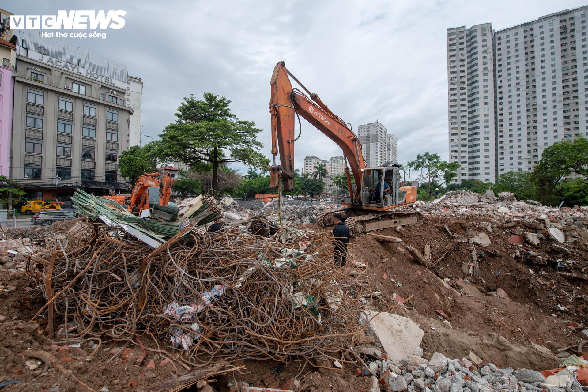 Hà Nội: Toàn cảnh nút giao Phạm Tu - đường 70 sau gần một thập kỷ đình trệ - Ảnh 5