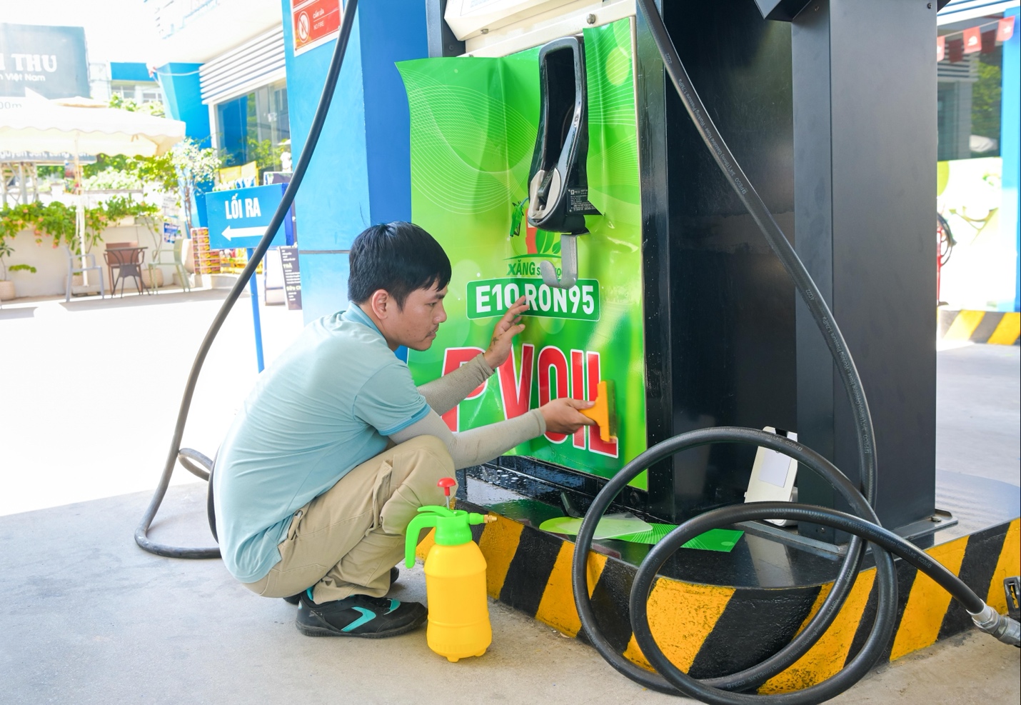 Gần 1.000 Cửa hàng xăng dầu PVOIL đã sẵn sàng kinh doanh xăng E10 - Ảnh 2