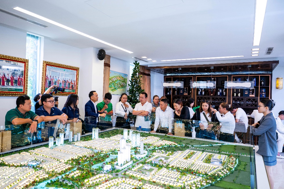 Hạ tầng sắp hoàn thiện đưa thủ phủ Tây Nam TP.HCM trở thành cực tăng trưởng mới - Ảnh 3