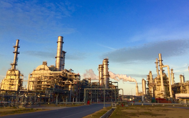Không cần đi qua eo biển Hormuz, gần 1 triệu thùng dầu thô vừa di chuyển thẳng đến Việt Nam, không phải từ Nga hay Trung Quốc - Ảnh 1