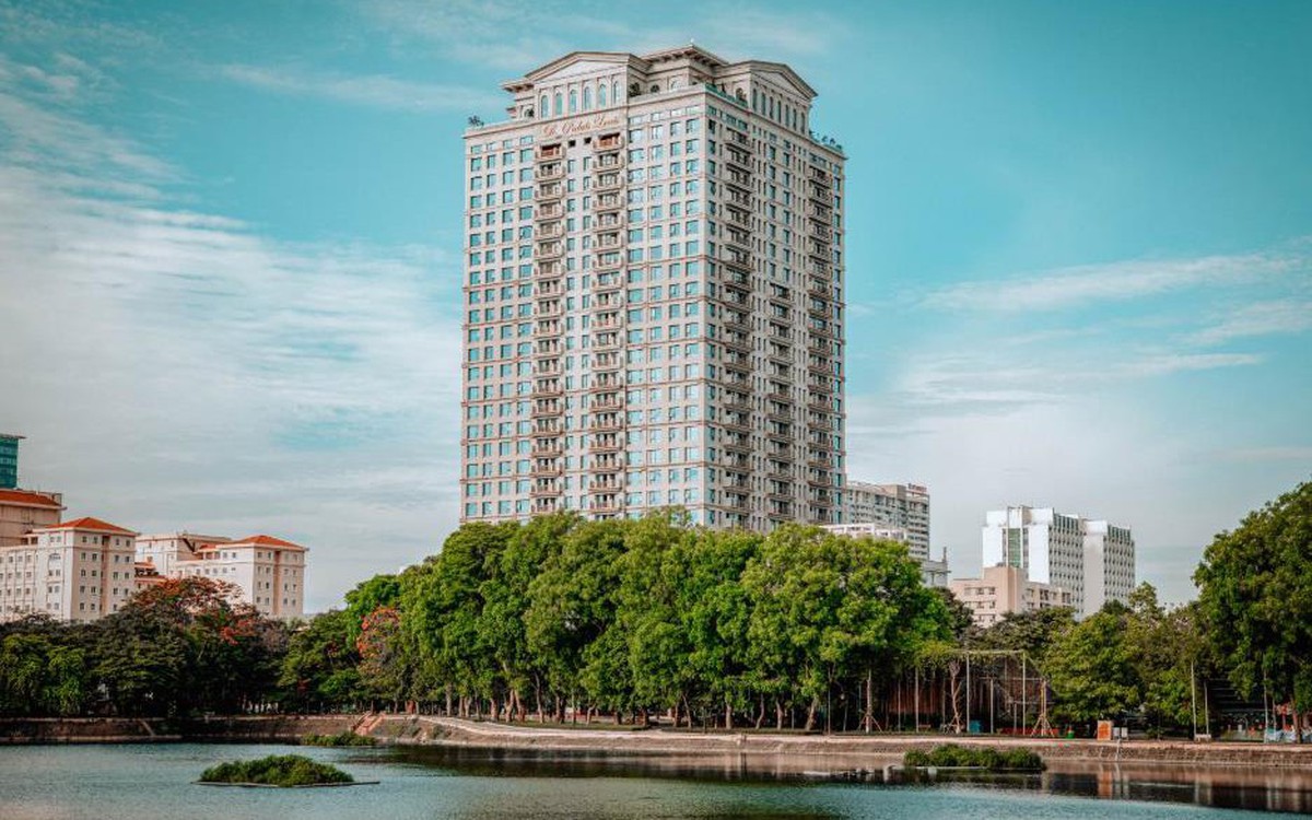 Tân Hoàng Minh đang làm gì tại phía Đông Hà Nội?