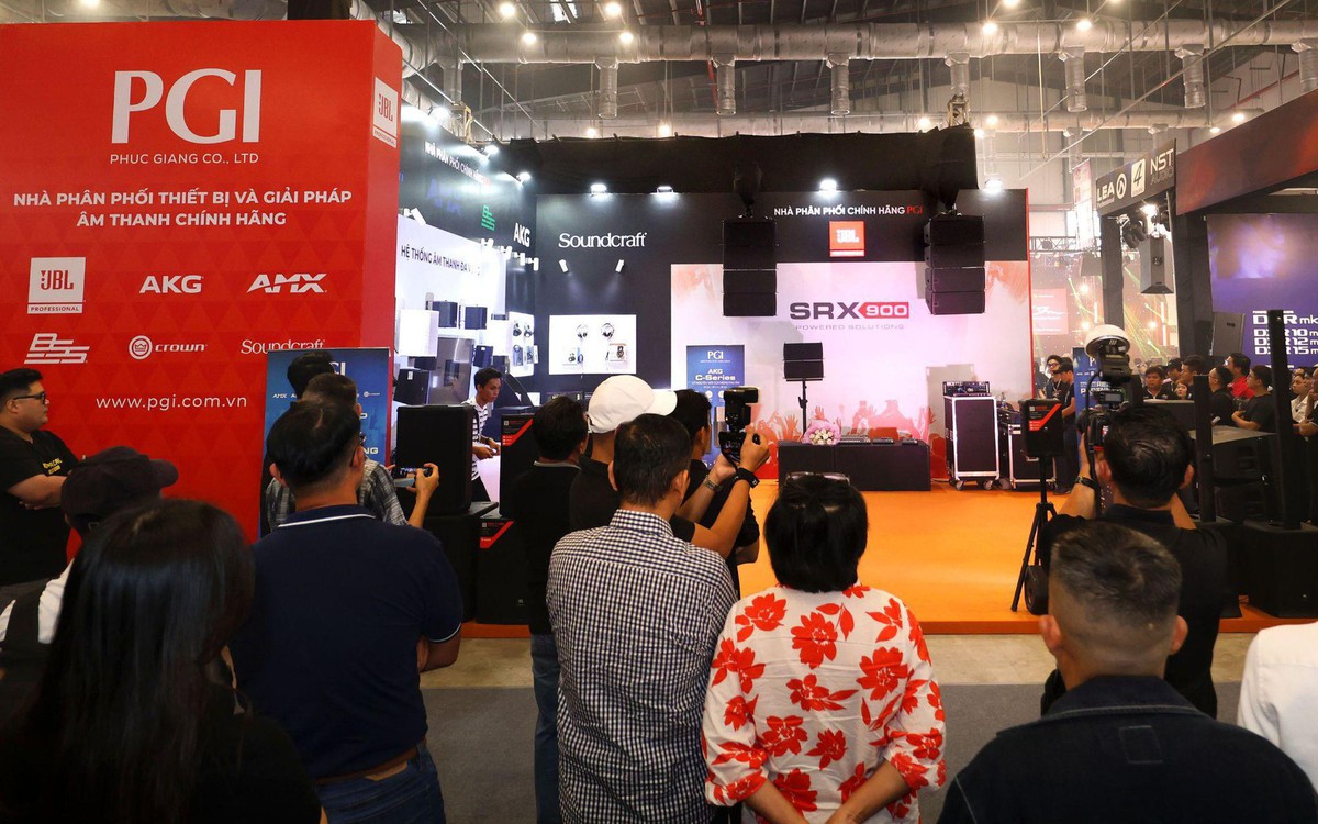 PGI ra mắt nhiều giải pháp pro audio cùng JBL SRX900 tại PLASE Show