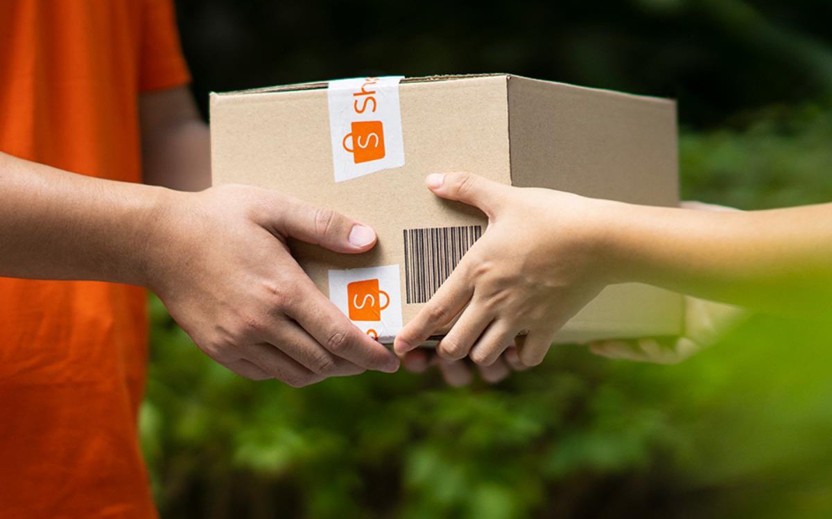 Điều Shopee muốn thị trường nhìn thấy, không chỉ là phí
