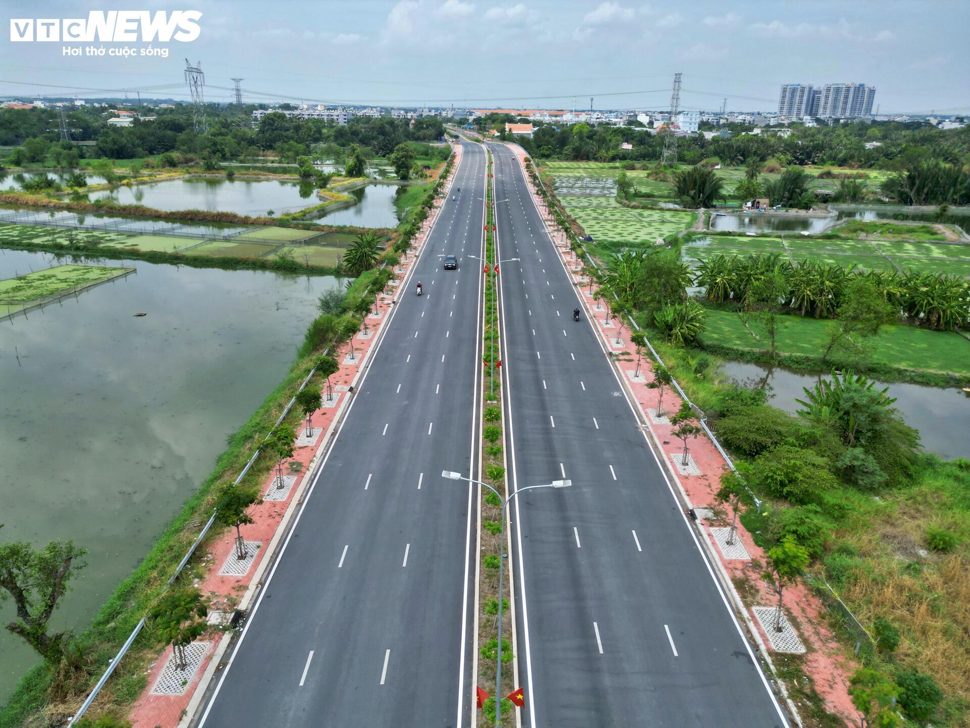 Hiện trạng đường nghìn tỷ nối TP.HCM - Tây Ninh sau hơn 3 năm thi công - Ảnh 15