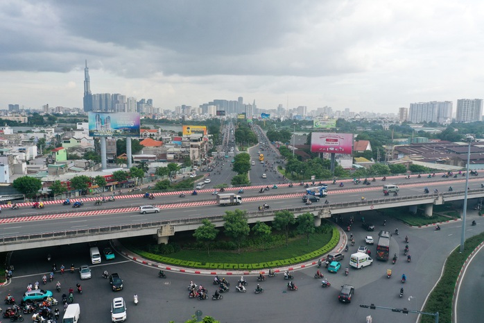 TPHCM thúc tiến độ đường ven sông Sài Gòn 9.500 tỉ đồng - Ảnh 4