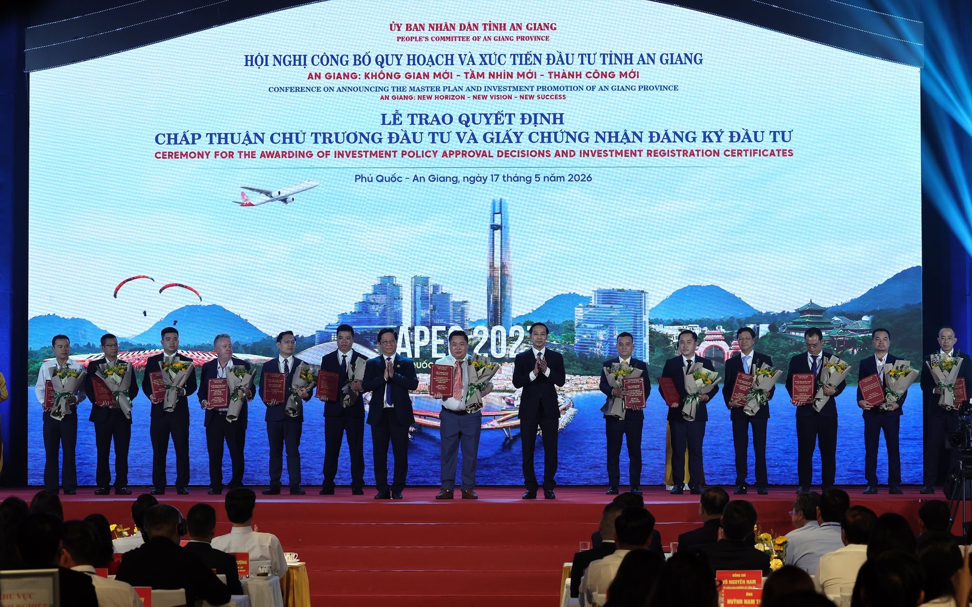 Đặc khu lớn nhất Việt Nam vừa chứng kiến một kỷ lục hơn 1,6 triệu tỷ đồng, đứng trước cơ hội lịch sử - Ảnh 4