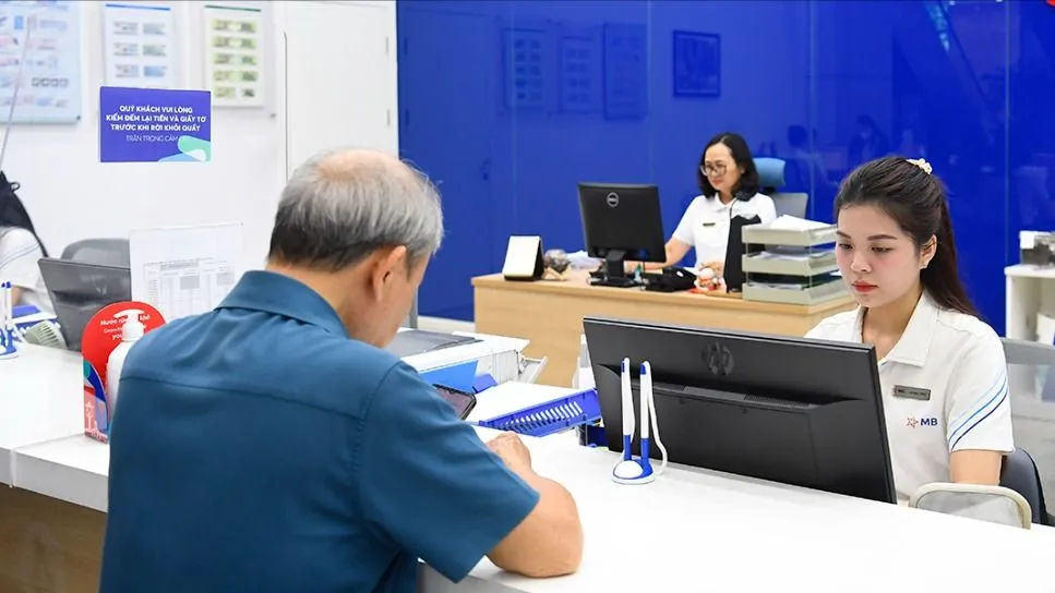 Tăng nguồn vốn để “hạ nhiệt” lãi suất - Ảnh 1