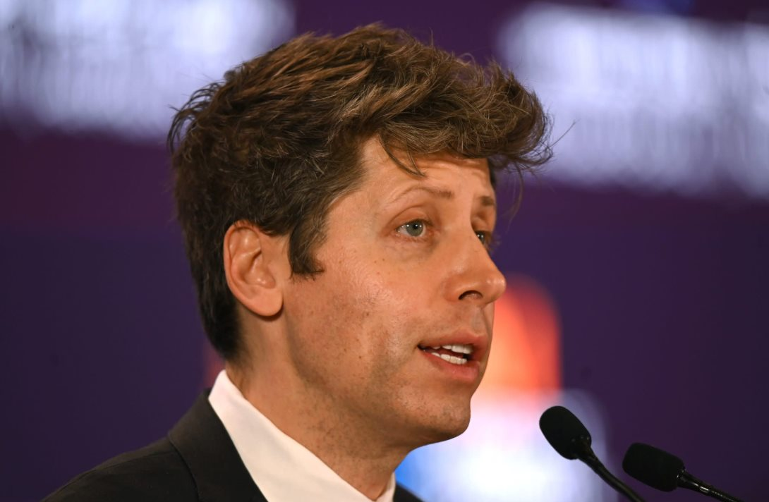 13% nhân sự trẻ mất việc vì AI, cha đẻ ChatGPT Sam Altman lên tiếng: "Đừng đổ vỏ" cho công nghệ vì năng lực quản trị yếu kém - Ảnh 2