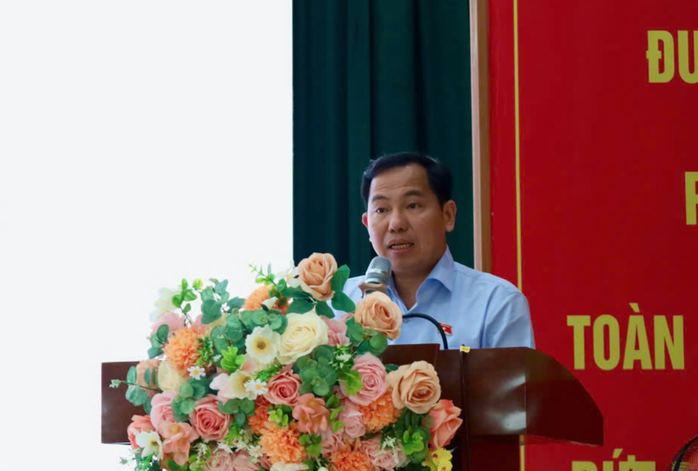 Cử tri Cần Giờ "nóng" chuyện nước sạch, đất đai - Ảnh 4