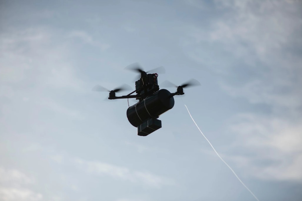 Tiền tuyến hỗn loạn, UAV Ukraine bị phe mình bắn rơi: Đồ dùng nhà bếp trở thành ‘vũ khí thiết yếu’ - Ảnh 2