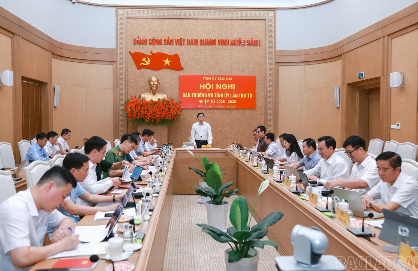 Hòa Phát (HPG) cùng Đại Quang Minh đã góp vốn thành lập công ty nghìn tỷ để tiếp quản khai thác mỏ sắt trữ lượng 120 triệu tấn tại Lào Cai - Ảnh 1