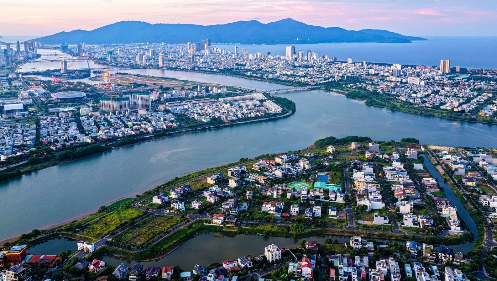 Người dân Đà Nẵng đón tin vui: Hàng nghìn căn nhà giá rẻ sắp xuất hiện tại ven sông Hàn, cảng Liên Chiểu, khu kinh tế Chu Lai… - Ảnh 2