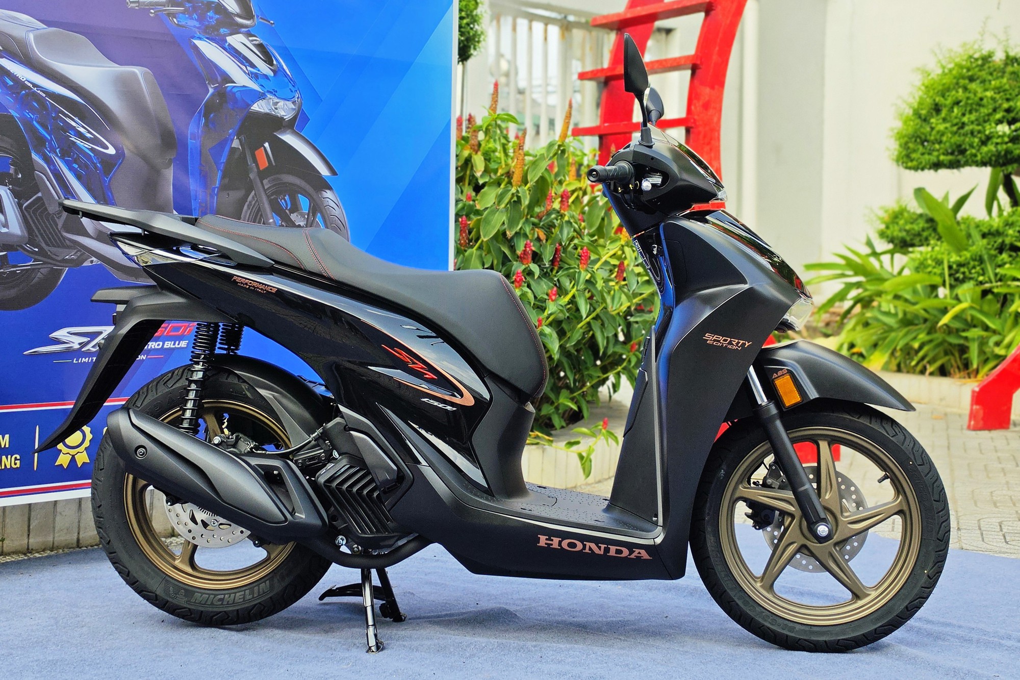 Honda SH 2026 nhập Ý về Việt Nam: Đắt nhất hơn 300 triệu, trải dài từ 150i đến 350i - Ảnh 2