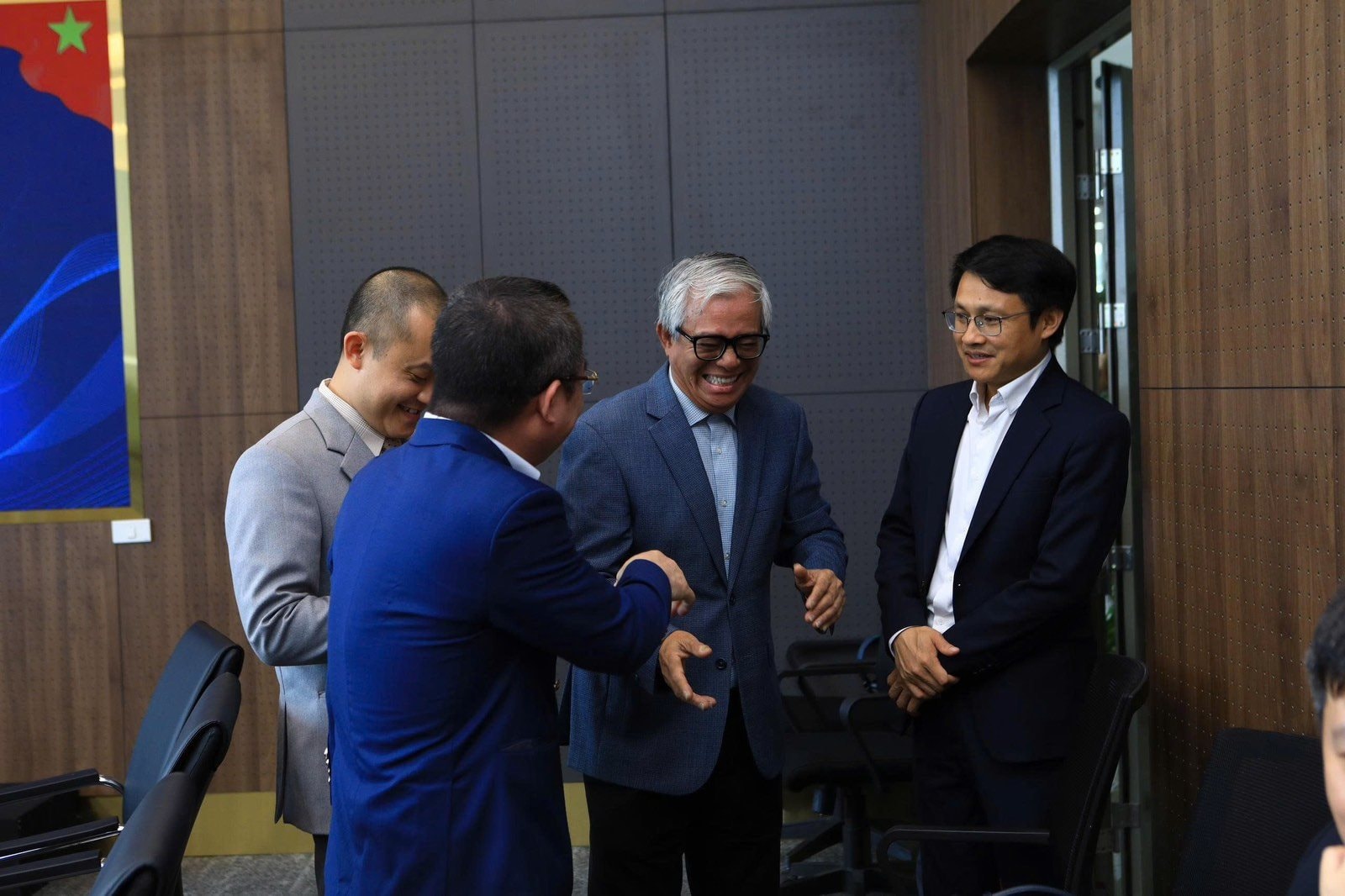 Sau Nga, Hàn Quốc, một DN Mỹ “ngỏ lời” giúp VN triển khai điện hạt nhân, đại sứ Phạm Quang Vinh nói gì? - Ảnh 6