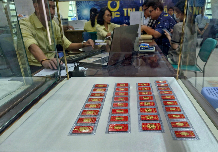 Doanh thu thấp nhất 10 năm, SJC vẫn lãi hơn 1,1 tỷ đồng/ngày - Ảnh 3