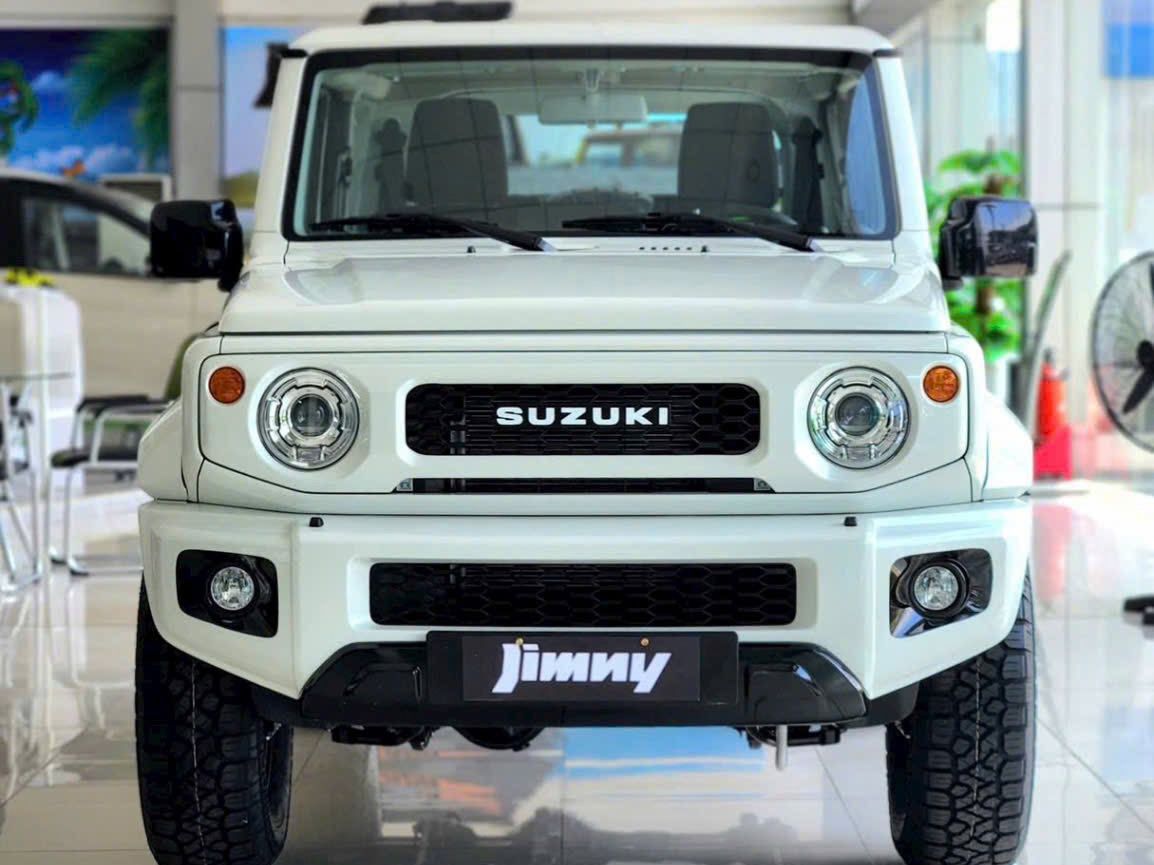 Giá Suzuki Jimny tiếp tục dò đáy tại đại lý: Thực tế thấp kỷ lục còn 609 triệu đồng, chỉ ngang niêm yết Sonet - Ảnh 3
