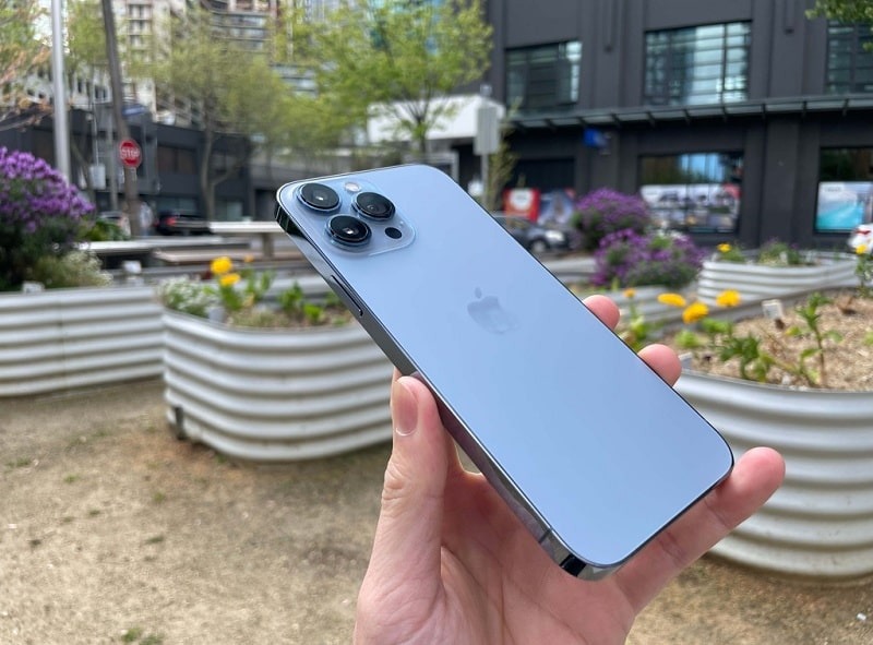 5 chiếc iPhone cũ giá rẻ đáng mua nhất hiện nay - Ảnh 3