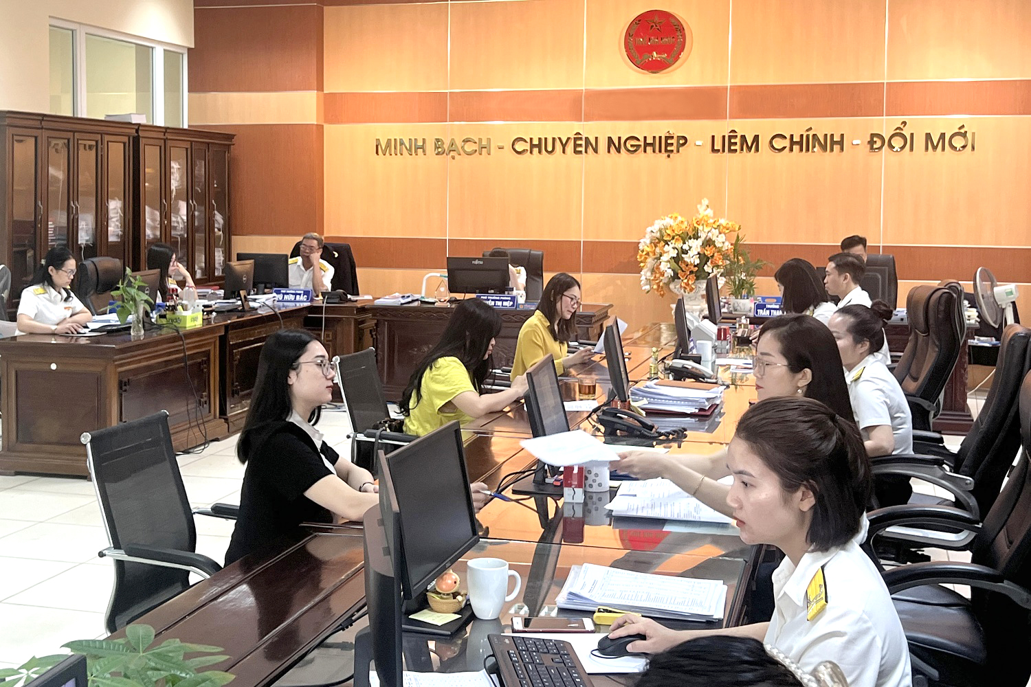 Cục Thuế lên tiếng về đề xuất tạm hoãn xuất cảnh nếu nợ thuế từ 1 triệu đồng - Ảnh 1