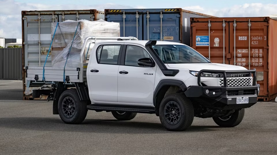 Toyota Hilux thêm bản 'nặng đô' đấu Ford Ranger Super Duty, nhưng có một điểm trừ - Ảnh 1