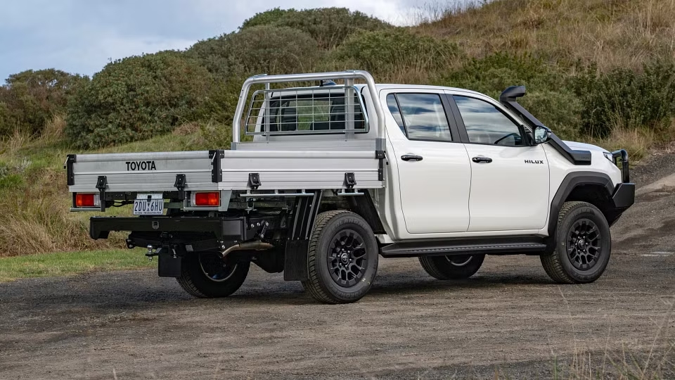 Toyota Hilux thêm bản 'nặng đô' đấu Ford Ranger Super Duty, nhưng có một điểm trừ - Ảnh 3