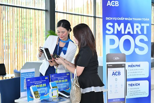 Thuế thay đổi, ACB tung chuỗi hỗ trợ quy mô lớn cho hộ kinh doanh - Ảnh 3