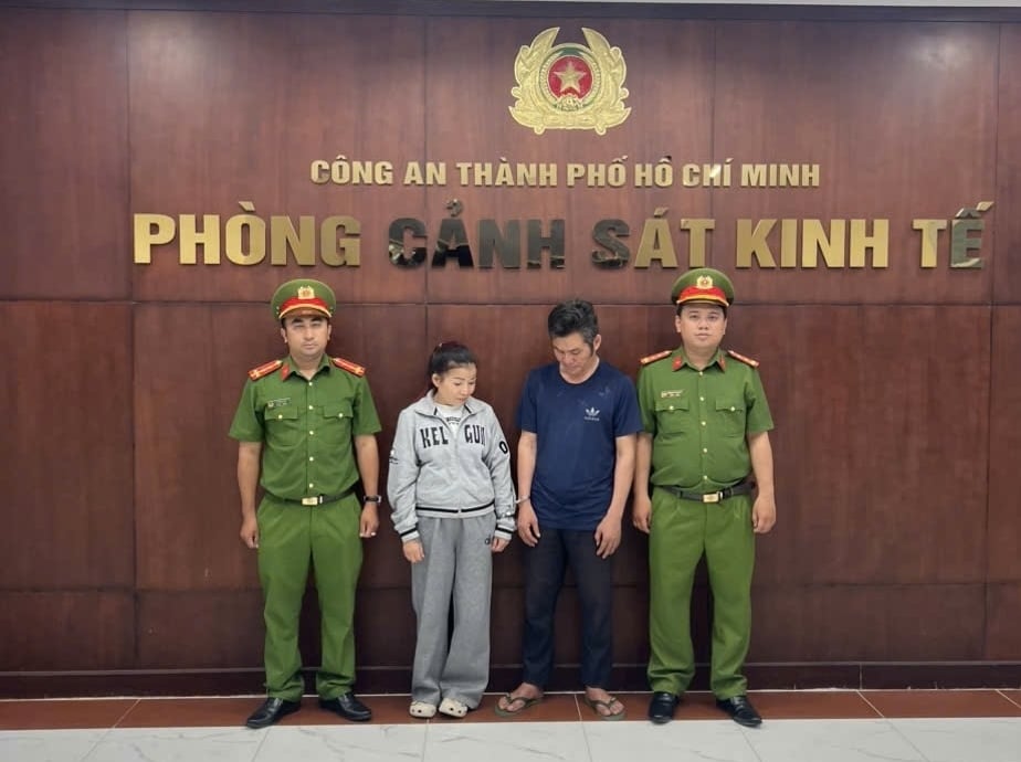 Đột kích một kho hàng, công an phát hiện đường dây sản xuất bột ngọt Ajinomoto giả, hơn 4 tấn đã tuồn ra thị trường - Ảnh 2