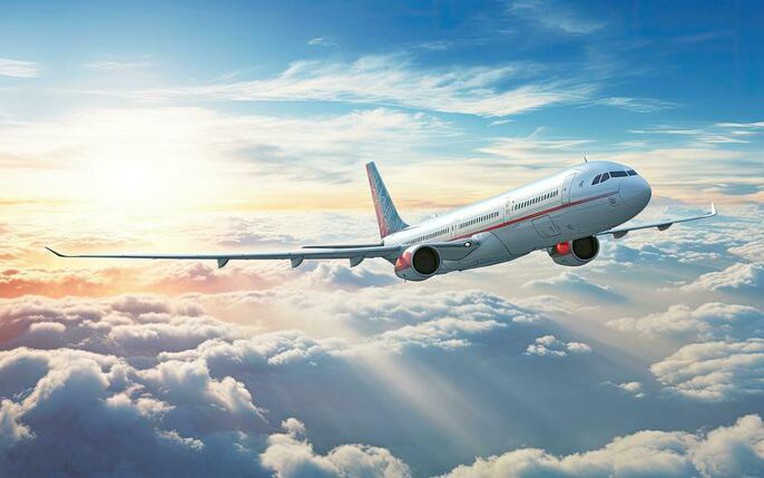 HOT: Vé máy bay giảm 50%, nhiều chặng bay quốc tế "rẻ kỷ lục" - Ảnh 1