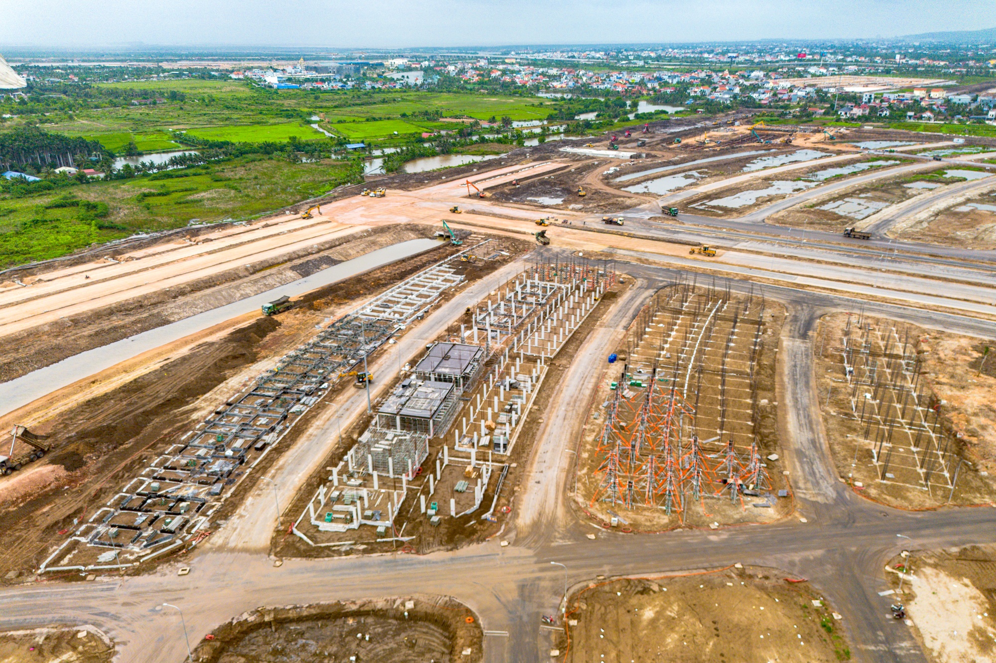 Toàn cảnh khu đô thị hơn 23.000 tỷ của Vinhomes, nằm giữa trung tâm công nghiệp và cảng biển tỷ đô - Ảnh 7