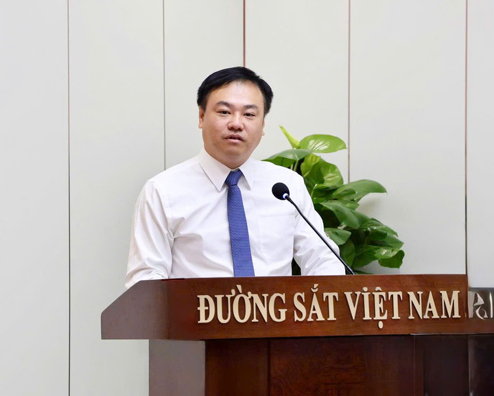 Thư ký Phó Thủ tướng làm Phó Tổng giám đốc Tổng công ty Đường sắt Việt Nam - Ảnh 2