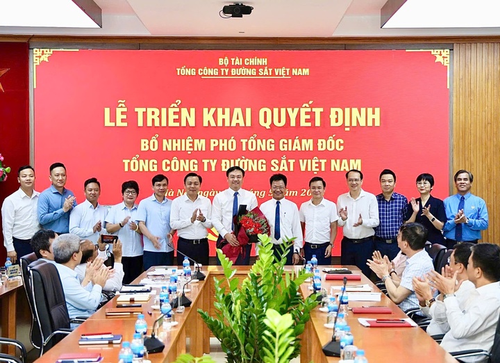 Thư ký Phó Thủ tướng làm Phó Tổng giám đốc Tổng công ty Đường sắt Việt Nam - Ảnh 1